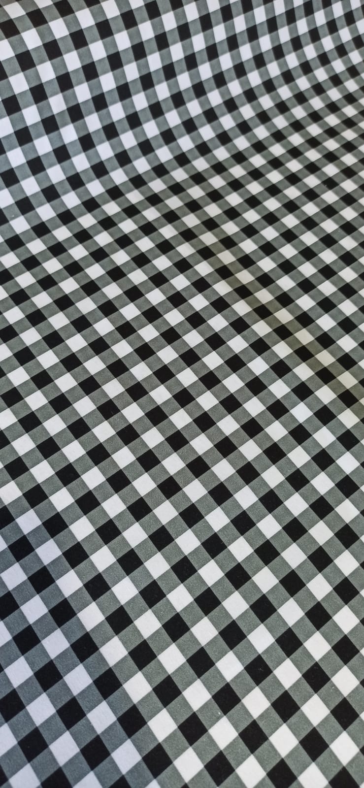 Algodón cuadros vichy negro blanco detalle 2