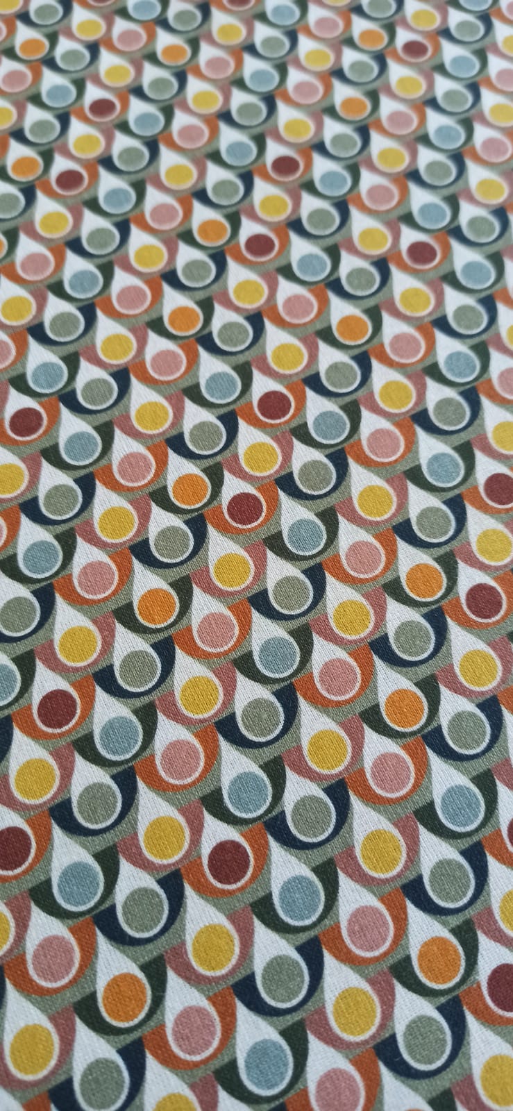 Retal de algodón estampado gotas vintage multicolor - 0,65 x 1,50 m