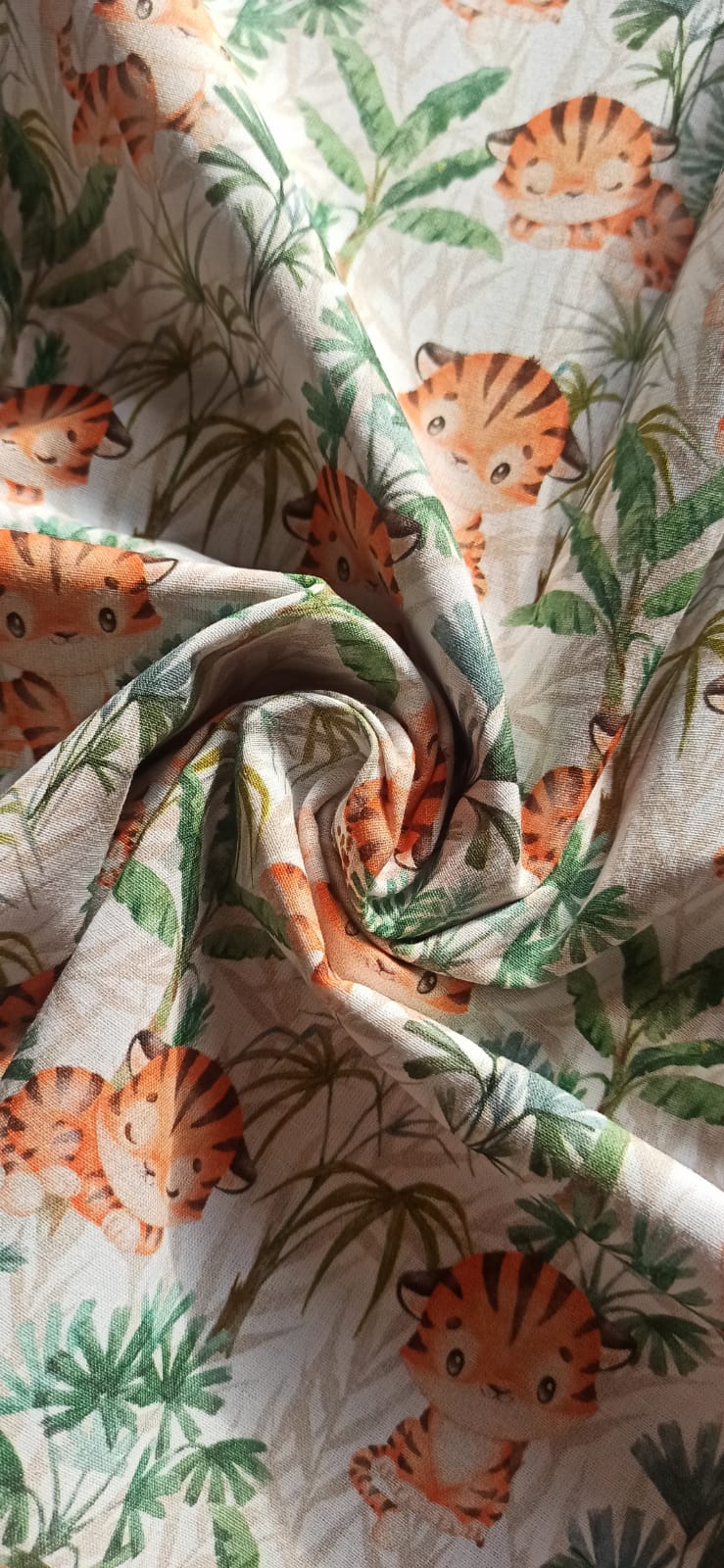 Retal de algodón estampado dulces tigres - 0,98 x 1,50 m