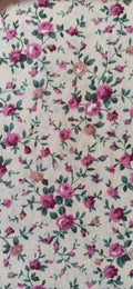 Retal de algodón estampado rosas fondo vainilla - 0,90 x 1,48 m
